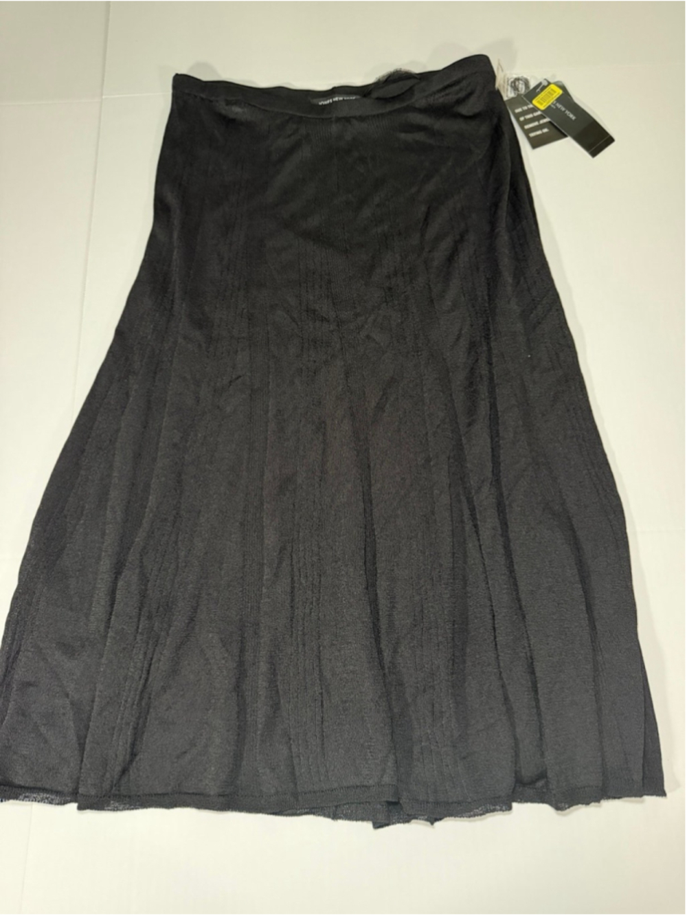 Jones New York black A-line midi skirt in a textured, lightweight knit sz L NWT